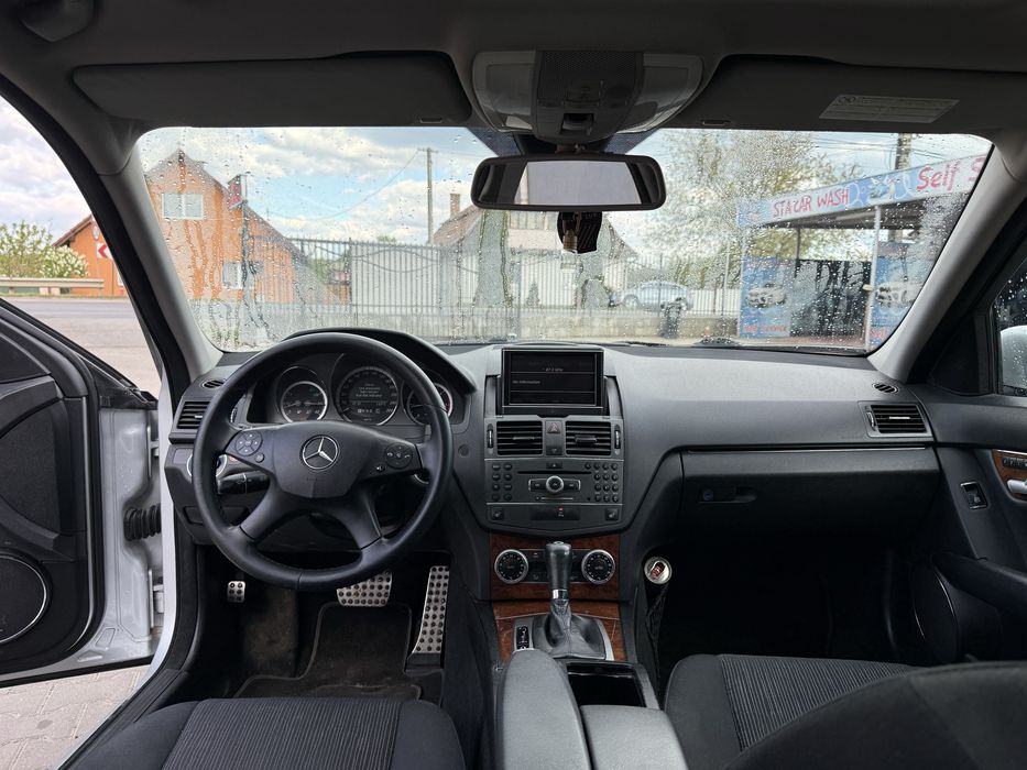 MERCEDES-BENZ C-Class 2010 — imagine 5