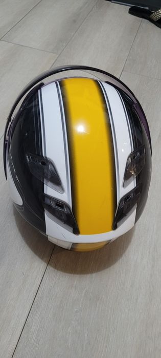 Vând casca moto Shoei mărime M