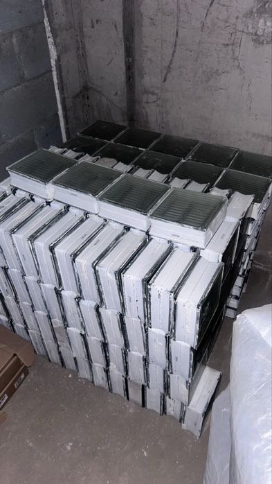 Стеклоблоки на продажу,19х19
