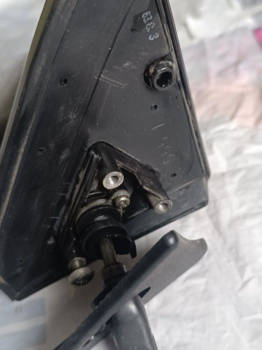 Боковое левое зеркало Mazda 323