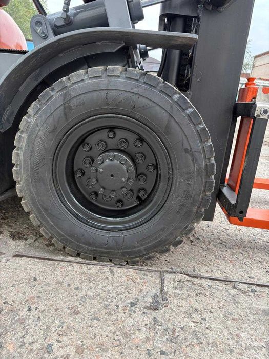 Вилочный погрузчик TOYOTA 6FGL25