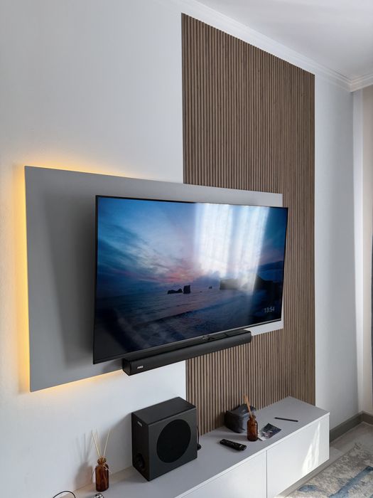 Телевизор Haier 55 S2 Pro 140 см черный