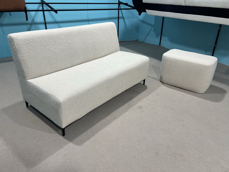 Диван и пуф ткань букле