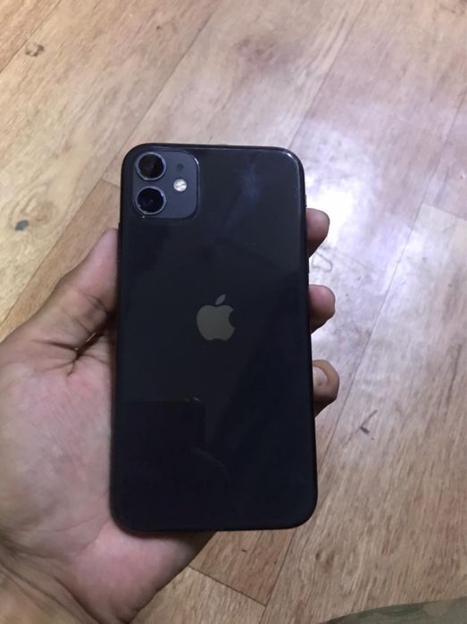 Айфон 11 64 гб чёрный цвет
