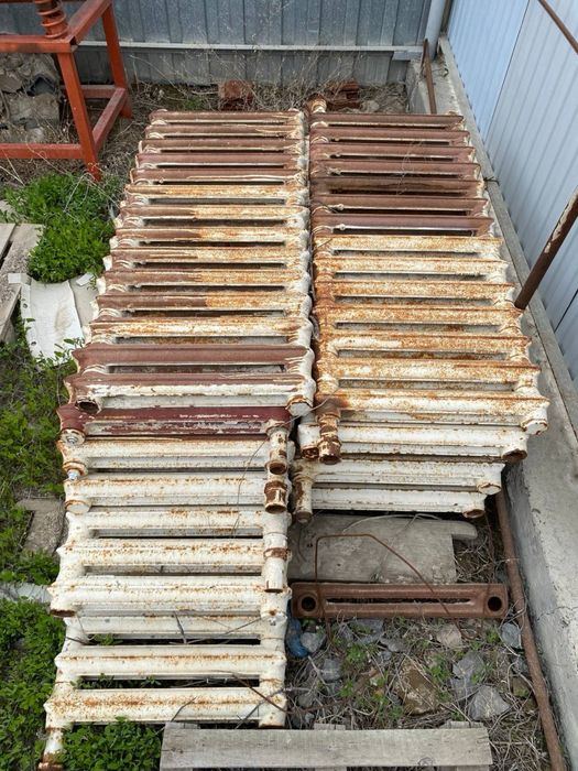 Продам чугунные батареи б/у