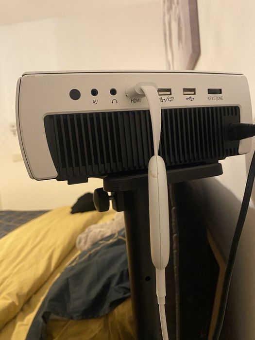 Videoproiector Loosafe YG430 WiFi,