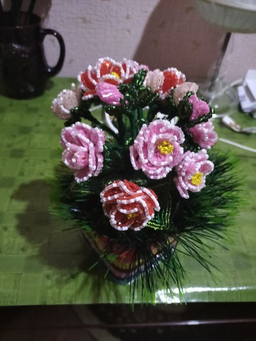 Красивые цветы из бисера