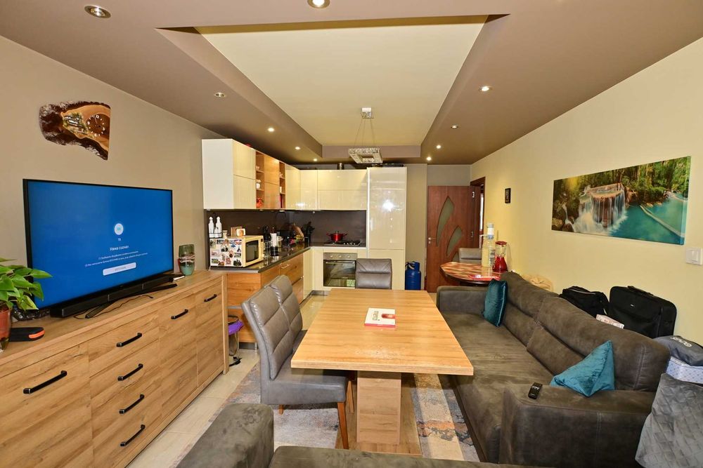 Продава се Тристаен апартамент в Перник, Мошино - 89 кв.м за 1742 €/кв.м - Снимка #2