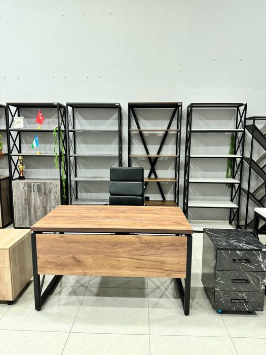 Укув маркази учун Столлар лофт услубида Стол для учебного центра