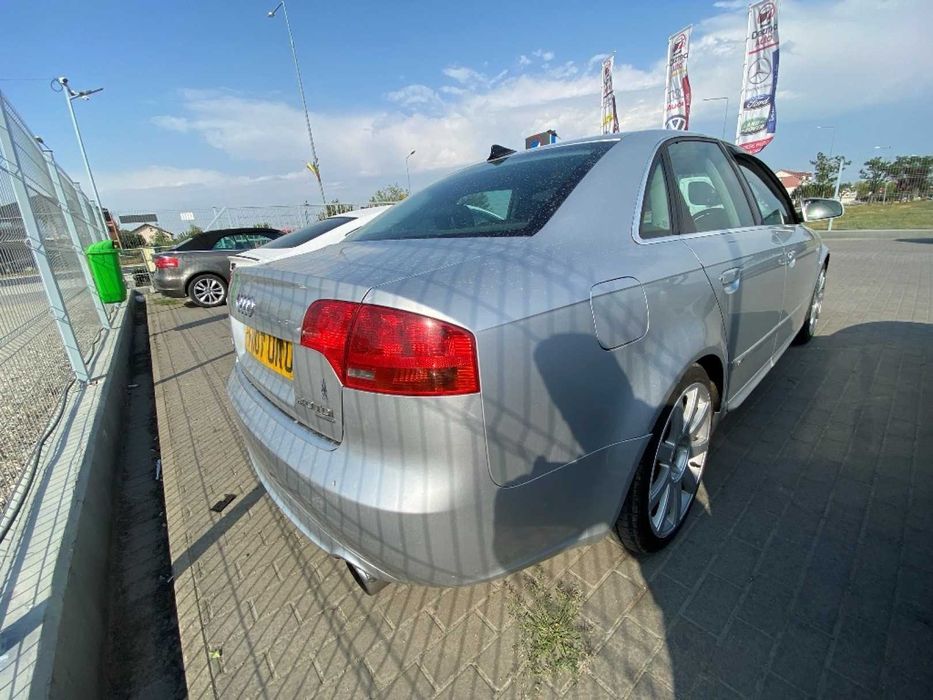 Dezmembrari Dezmembrez Audi A4 B7 2.0 tdi cod motor BLB S line