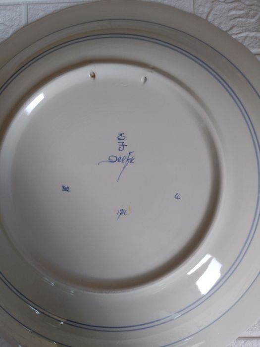 Royal Delft чиния за стена