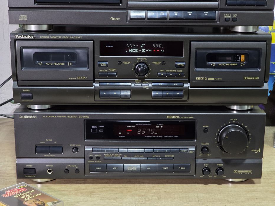 Linie audio TECHNICS, cd-player, dublu deck, amplituner, retro hifi