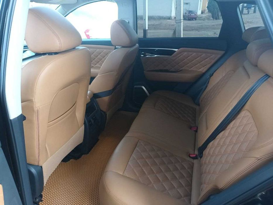 Гибридный автомобиль NISSAN & DONGFENG Venucia Star