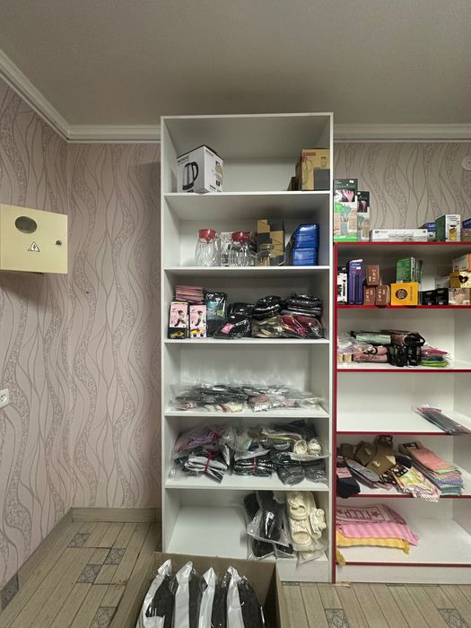 Продается шкаф с полками