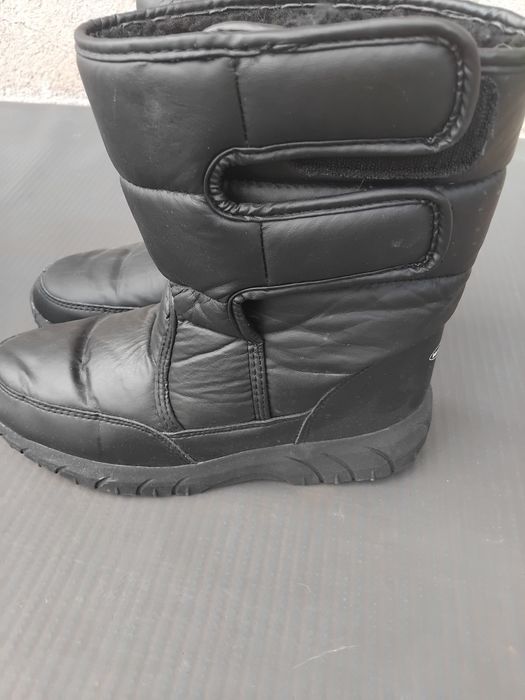 Дамски боти и апрески