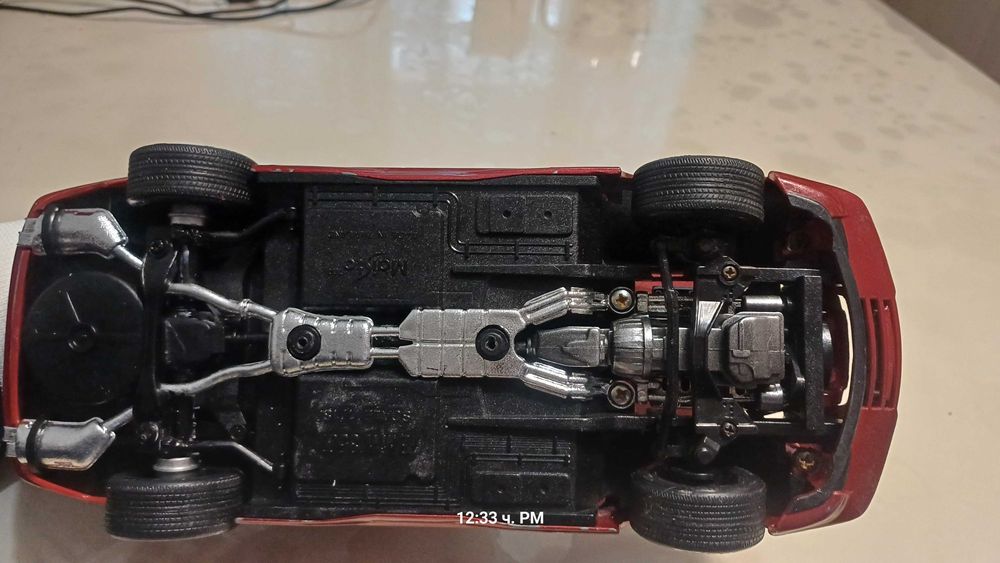 BMW 850 1:18,   БМВ умален метален модел в 1:18