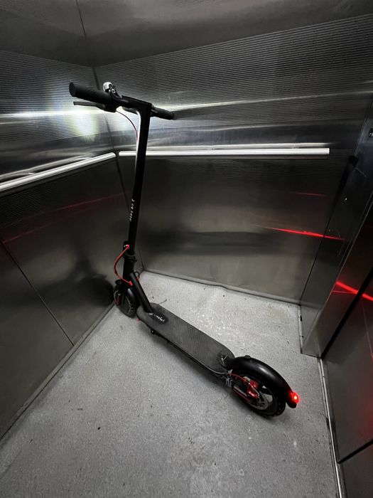 Продам электроный самокат за 60000