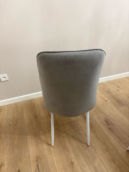 Продаются 12 стульев!