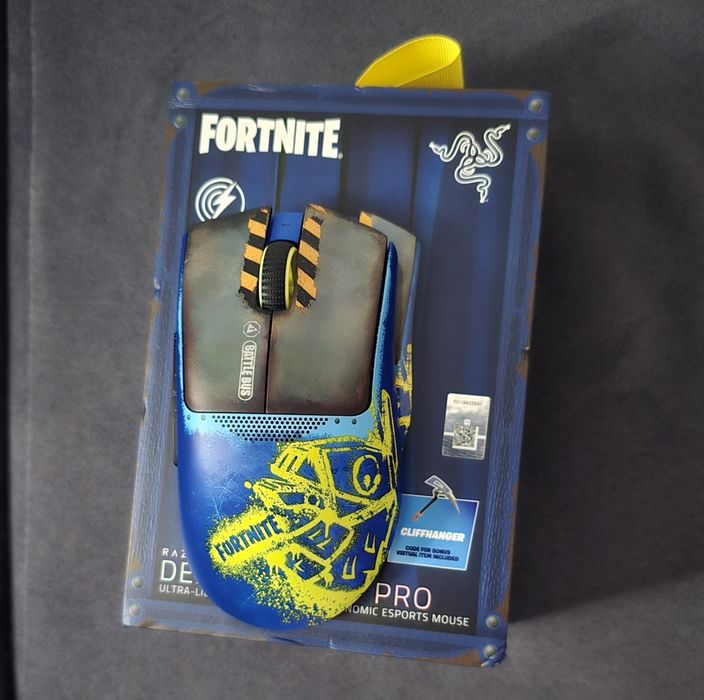 Razer deathadder v3 pro fortnite edition + dongle 8k
