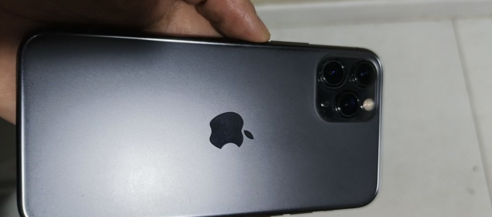 iPhone 11 pro память 64