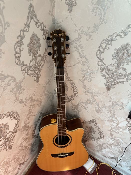 Gitara Dream maker dm301ce sotiladi