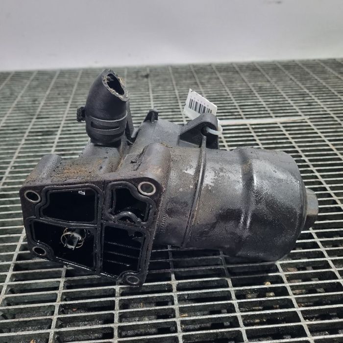 Carcasa filtru ulei Skoda Yeti 2.0 TDI 2009 - 2013 81kW 110CP 1968CC CUUA CFHA DFSA CLCA ...