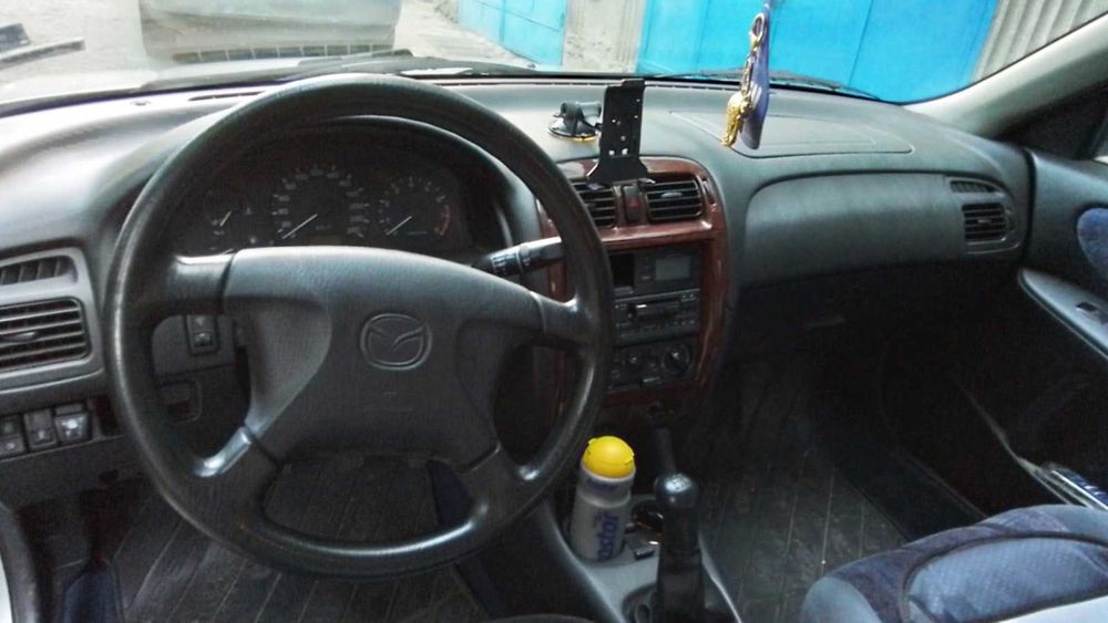 Продавам Мазда 626