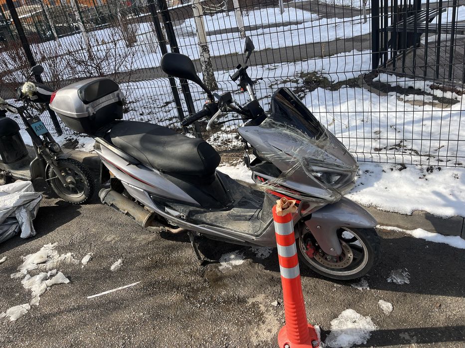 Мопед сатылады срочна