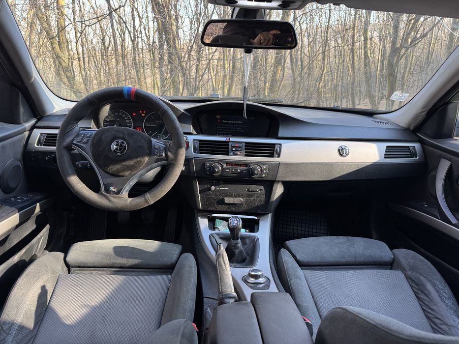 Dezmembrez bme 320d / bmw seria 3 e90 nfl / piese bmw