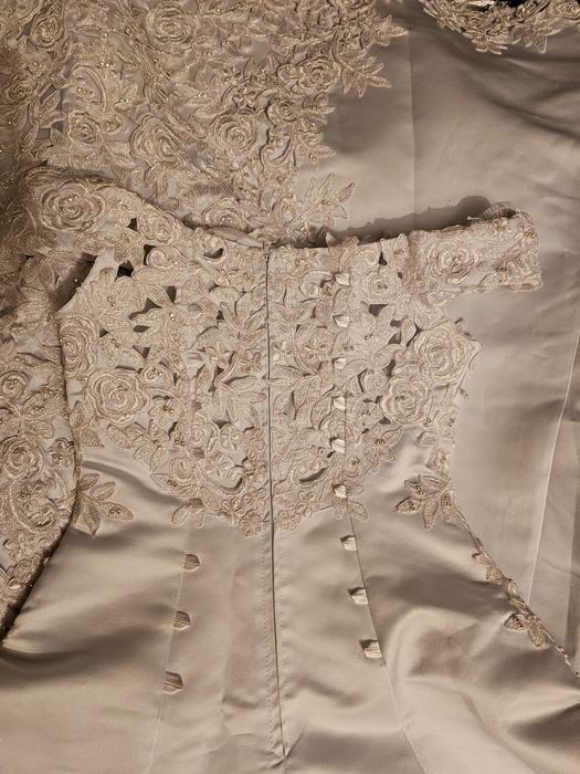 Продам свадебное платье