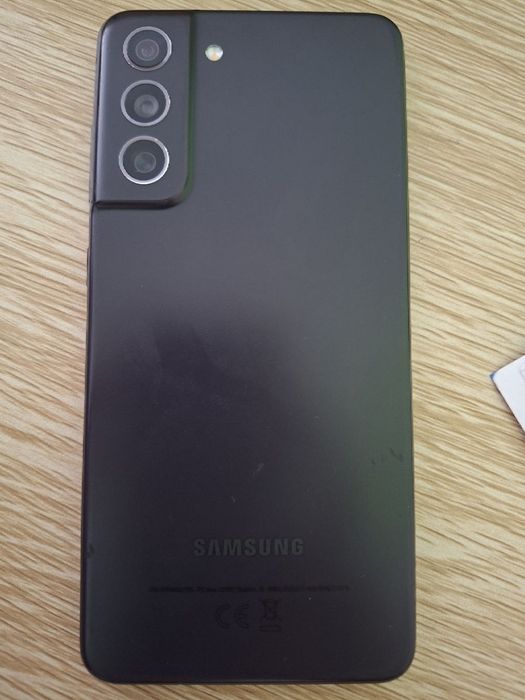 Телефон Samsung S21 Fe