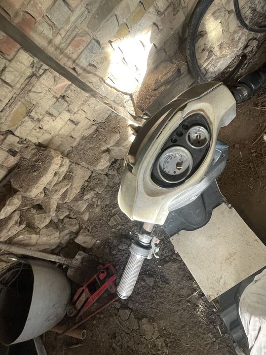 Продавам скутери и тротинедка
