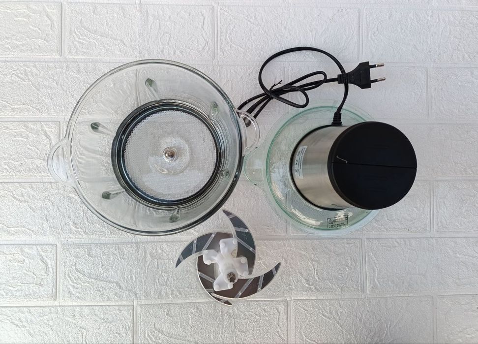 Измельчитель стеклянный посудами