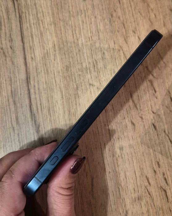 Iphone 15pro blue titanium