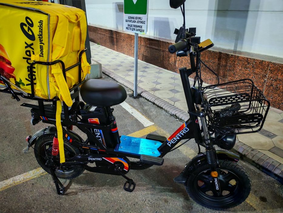 Skuter holati yaxshi srochna sotiladi