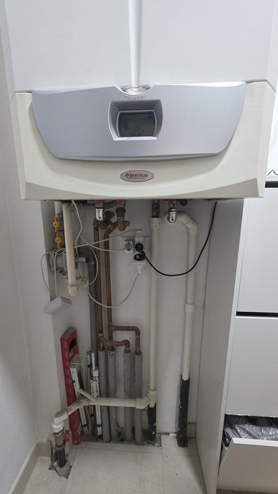Vand centrala Immergas Victrix Zeus superior 32 kW cu boiler defecta