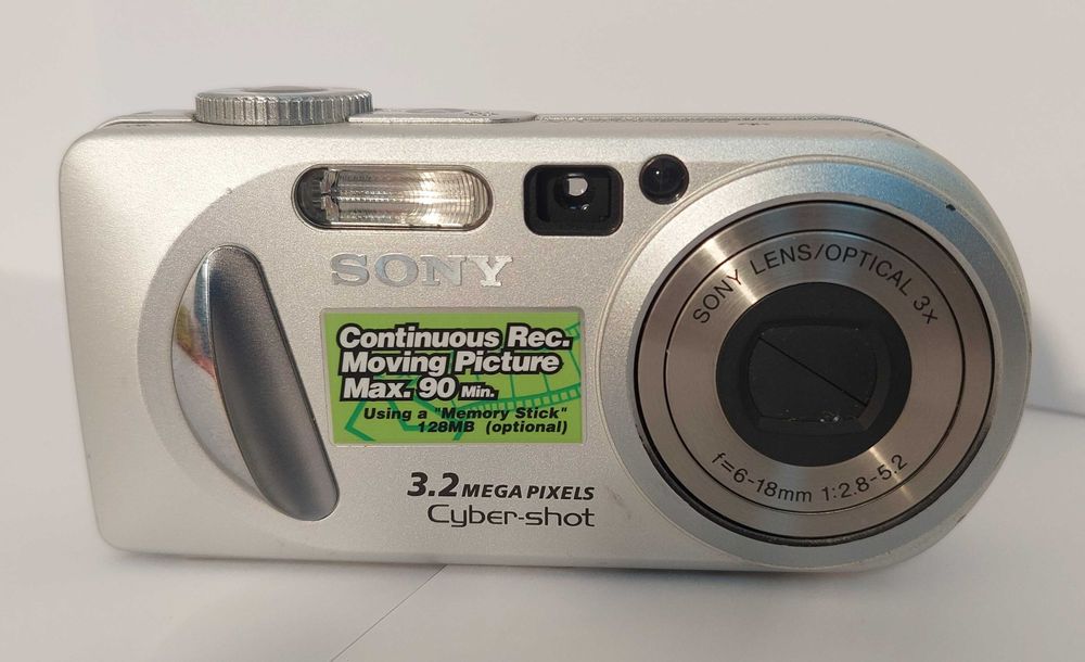 Sony DSCP8 Cyber-shot 3.2MP Digital Camera w/3x Optical Zoom
