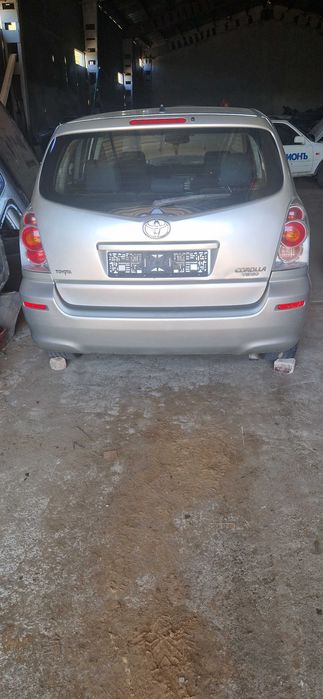 Тойота Корола Версо Toyota Korola Verso 2004г. 1800куб. 129кс. БЕНЗИН НА ЧАСТИ