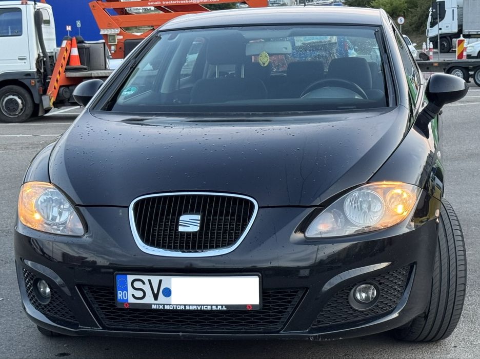 SEAT Leon 2011 — imagine 1