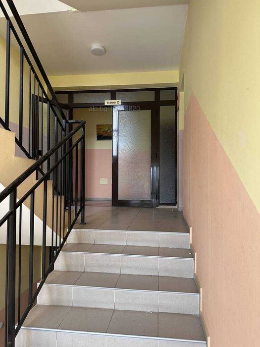 Продава се Двустаен апартамент в к.к. Слънчев бряг - 68 кв.м за 1077 €/кв.м - Снимка #2