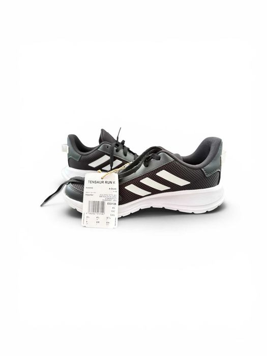 Adidas Tensaur Run – НОВИ с кутия, черни маратонки, размер 37 1/3