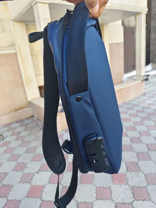 фирменная сумка VIVO