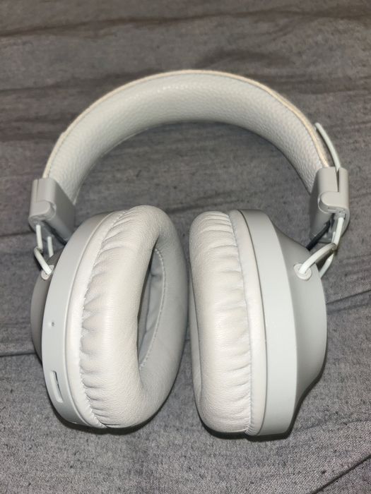 Слушалки!!! Чудесни!!!