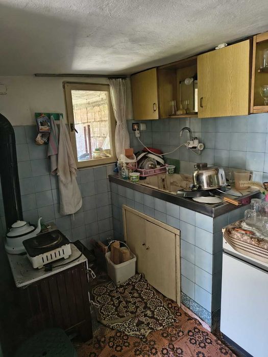 Къща продава - кв. Ябълка, Габрово