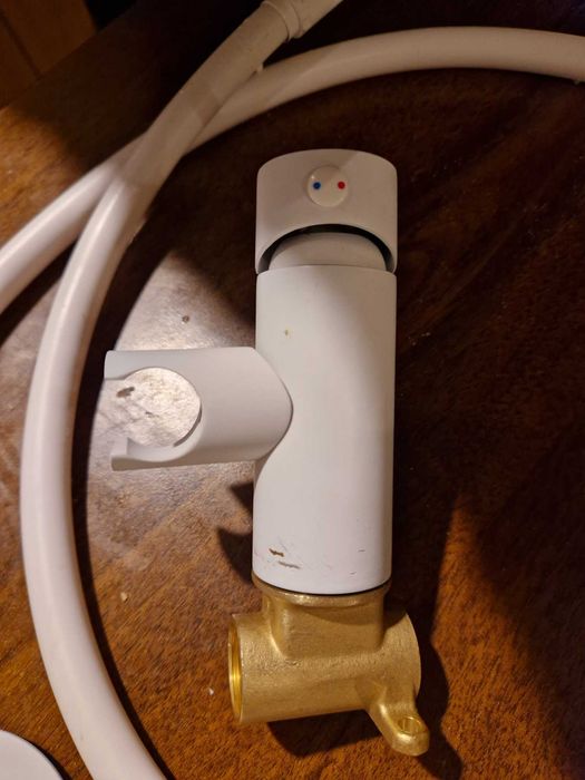 Санитарен Душ Inter Ceramic 3314 бял