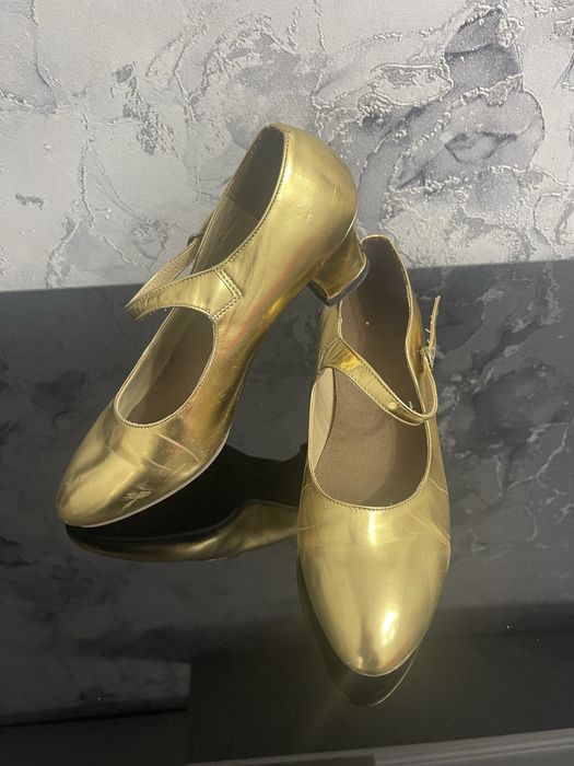 Туфли для танцев 5.000 тг