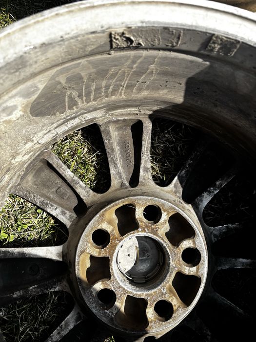 Диски для камри R16