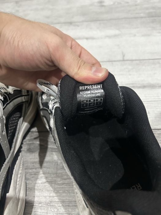 REPRESENT Storm Runner