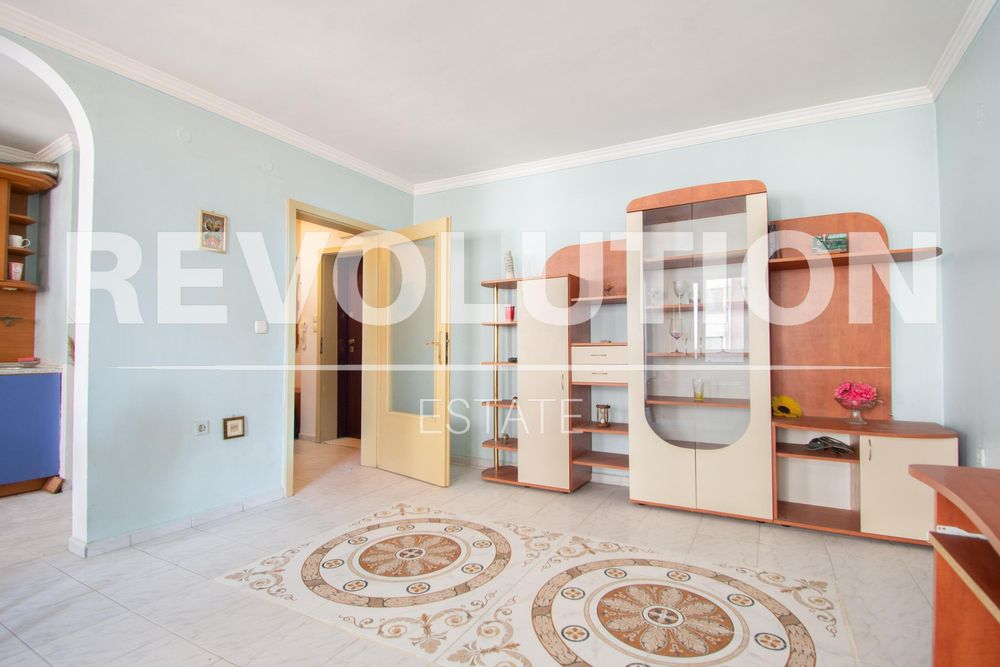 Дава се под наем Двустаен апартамент в София, Хладилника - 76 кв.м за 600 € - Снимка #2