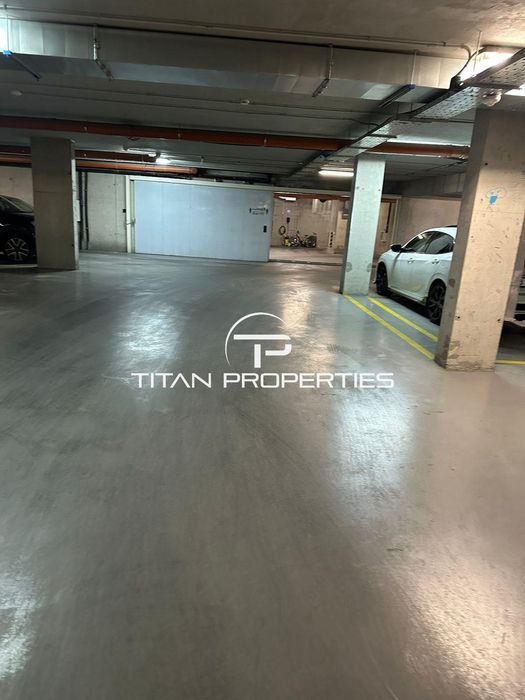 Дава се под наем Гараж / Паркомясто в Варна, Бриз - 12 кв.м за 125 € - Снимка #1